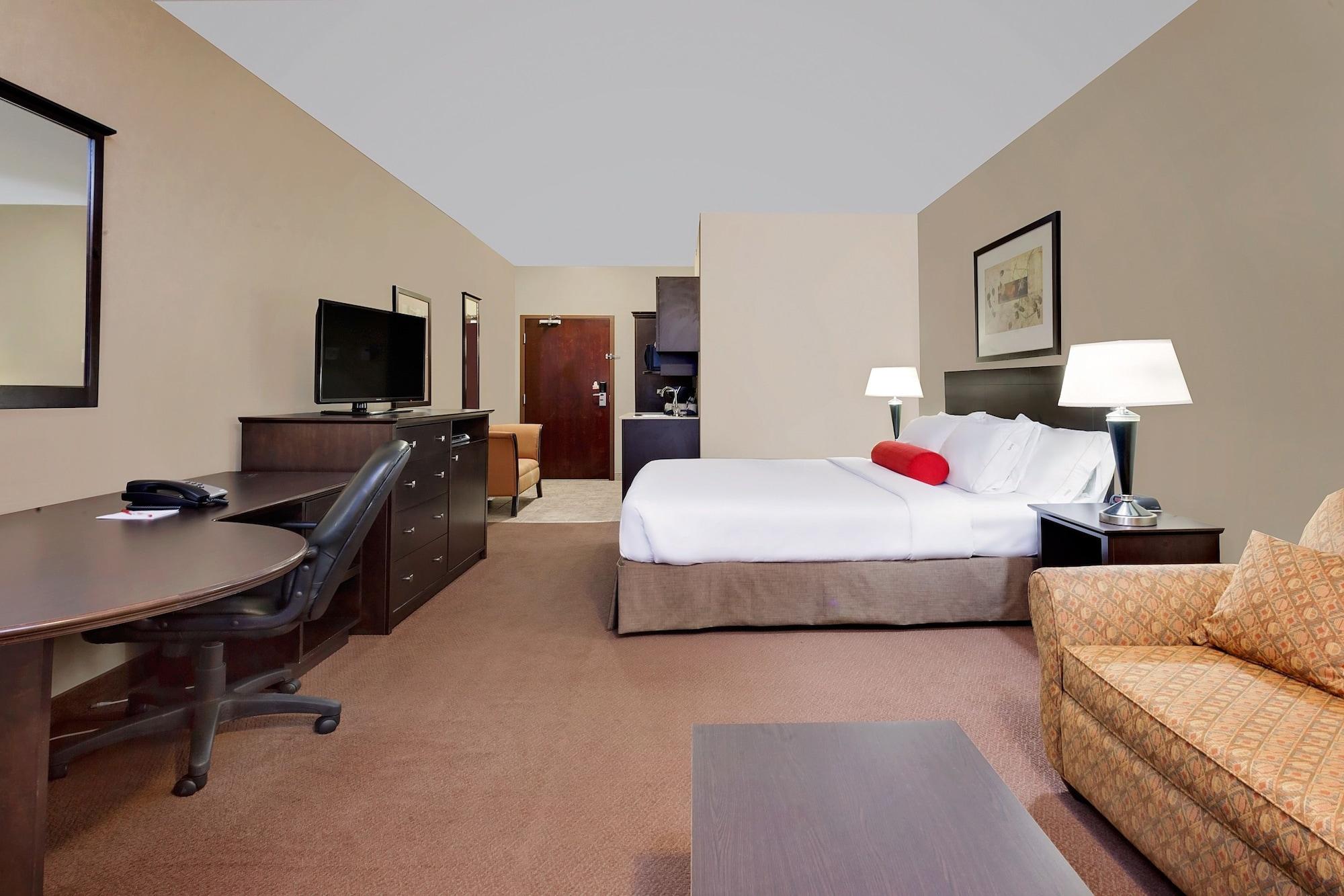 Ramada By Wyndham Camrose Otel Dış mekan fotoğraf